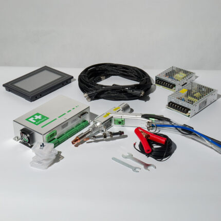 Kompletny zestaw do wymiany głowicy (pistoletu) Raytools BW101-GS do spawarki laserowej. Zawiera głowicę, okablowanie, panel, sterownik i zasilacze. Modernizacja od Wsparcie Laserowe.
